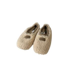 UGG Women’s Birche Slippers in Natural